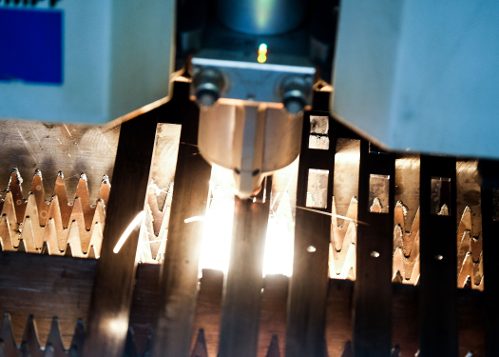 CNC-Stanzen und Lasern